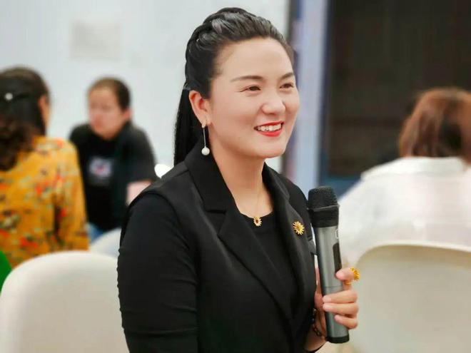 六名新人作者这是打造个人IP的新玩法CQ